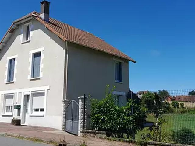 Maison vente à Nontron, Saint-priest-les-fougères