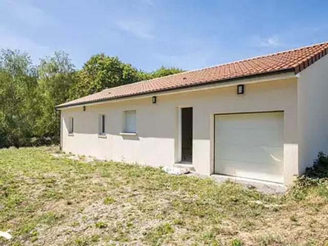 Maison vente à Le Pigeonnier, Saint-Priest-Ligoure