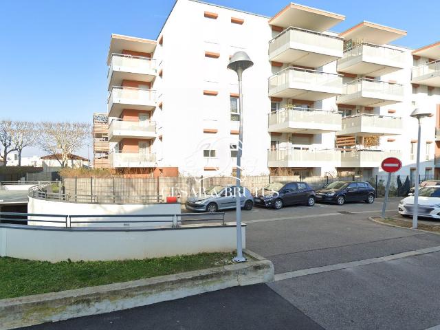 Garage vente à Lyon, Métropole de Lyon