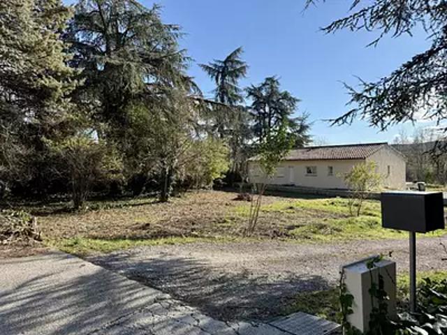Terrain vente à Largentière, Saint-privat