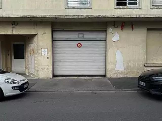 Garage vente à Saint-Quentin, Saint-quentin