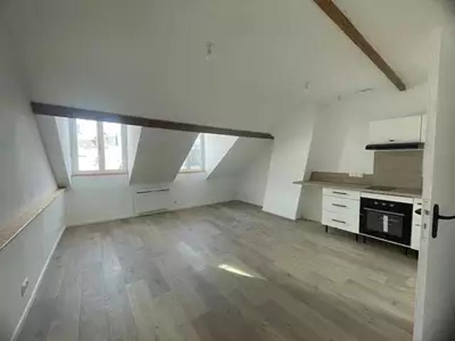 Appartement location à Saint-Quentin, Saint-quentin