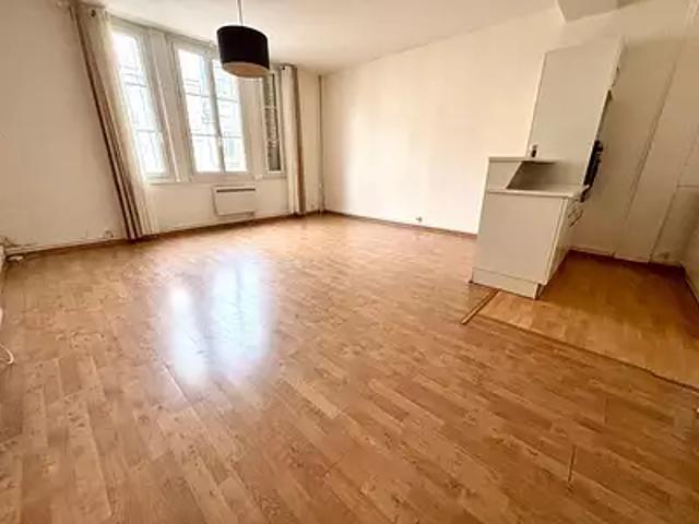 Appartement location à Saint-Quentin, Saint-quentin