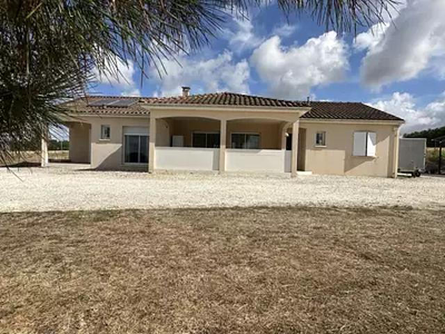 Maison vente à France métropolitaine, Saint-quentin-de-chalais