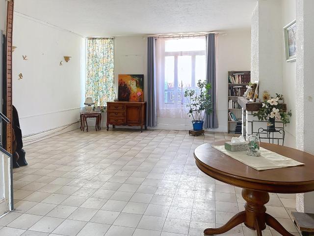 Maison vente à Saint-Quentin, Saint-quentin