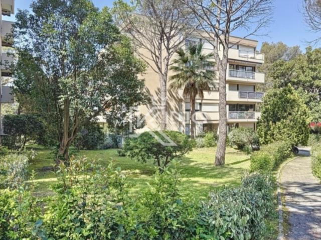 Appartement vente à Arrondissement de Draguignan, Saint-raphaël