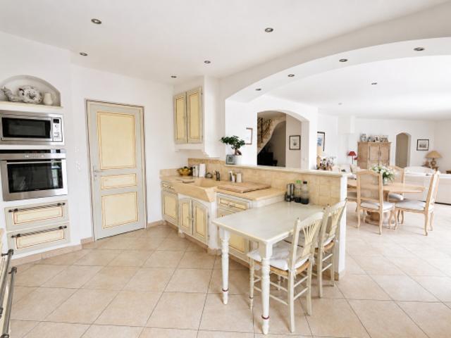 Appartement vente à Arrondissement de Draguignan, Saint-raphaël