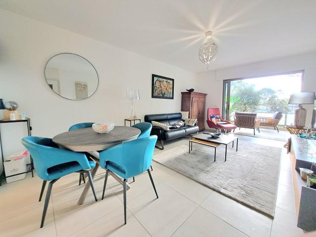 Appartement vente à Arrondissement de Draguignan, Saint-raphaël