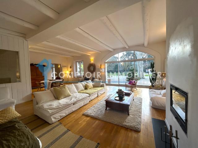 Château vente à France métropolitaine, Saint-rémy-de-provence