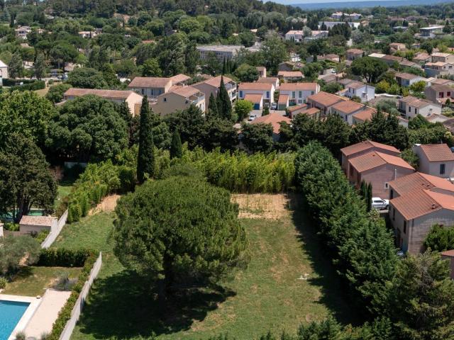 Terrain vente à Arles, Saint-rémy-de-provence