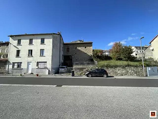 Maison vente à Saint-Rémy-sur-Durolle, Puy-de-Dôme