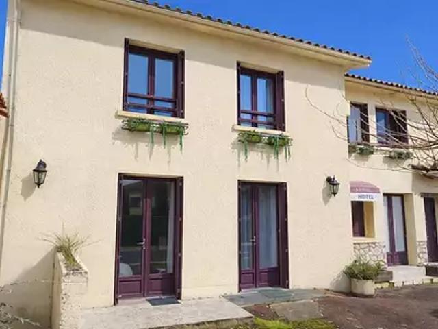 Maison vente à Angoulême, Saint-romain
