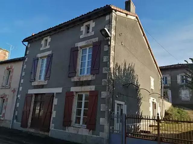 Maison vente à Montmorillon, Nouvelle-Aquitaine