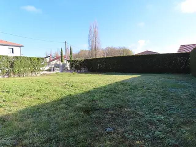 Terrain vente à La Tour-du-Pin, Saint-romain-de-jalionas