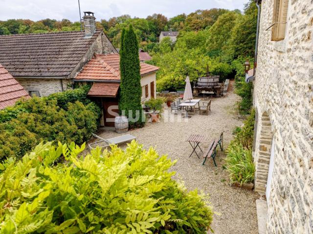 Maison vente à Saint-Romain, Côte-d'Or