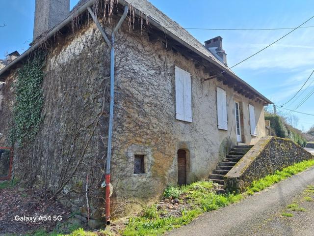 Maison vente à Aurillac, Saint-santin-cantalès