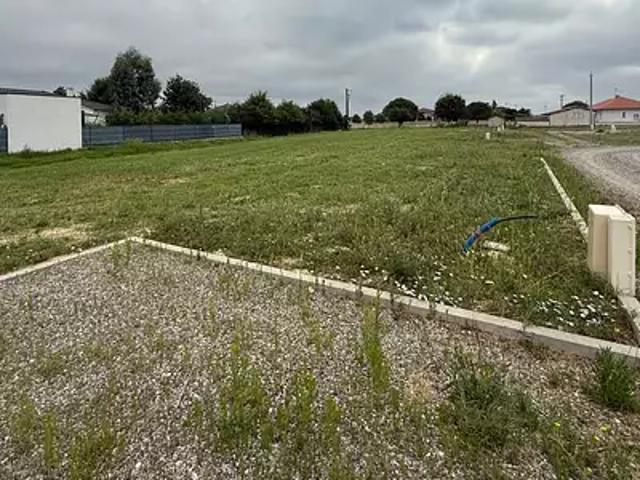 Terrain vente à Le Bourg, Saint-sardos