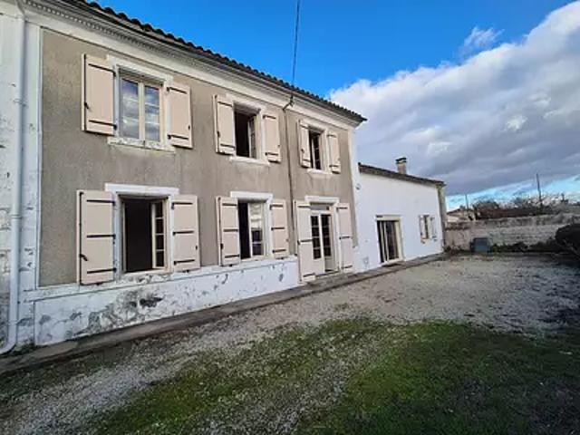 Maison vente à Rochefort, Saint-saturnin-du-bois