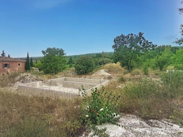 Terrain vente à Apt, Saint-saturnin-lès-apt