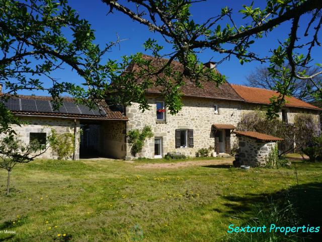 Maison vente à Nontron, Saint-saud-lacoussière