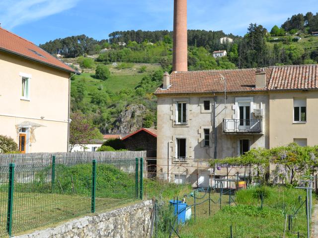 Maison vente à Saint-Sauveur-de-Montagut, Ardèche