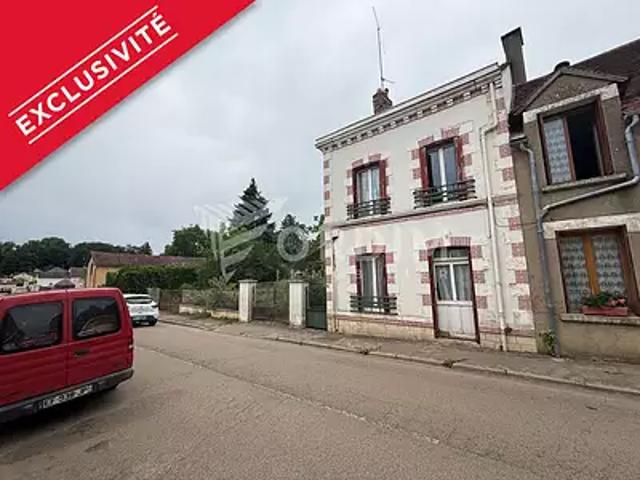 Maison vente à Auxerre, Saint-sauveur-en-puisaye