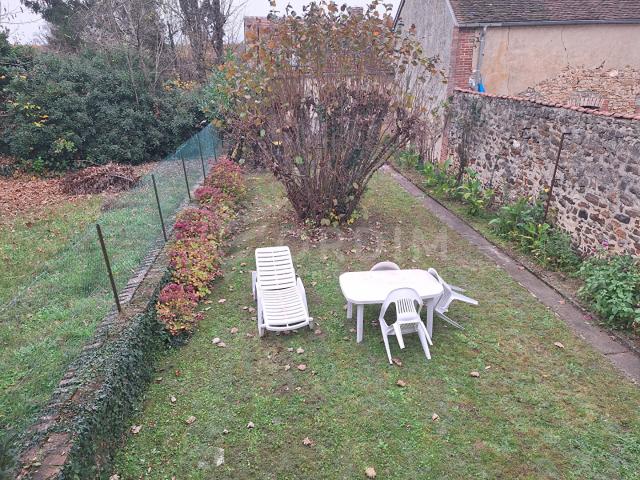 Maison location à Auxerre, Saint-sauveur-en-puisaye