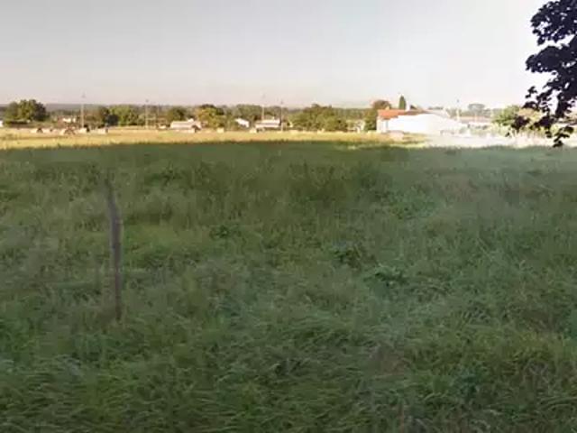 Terrain vente à France métropolitaine, Saint-savin