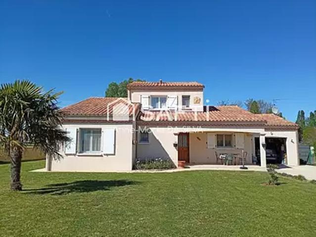 Maison vente à Montmorillon, Nouvelle-Aquitaine