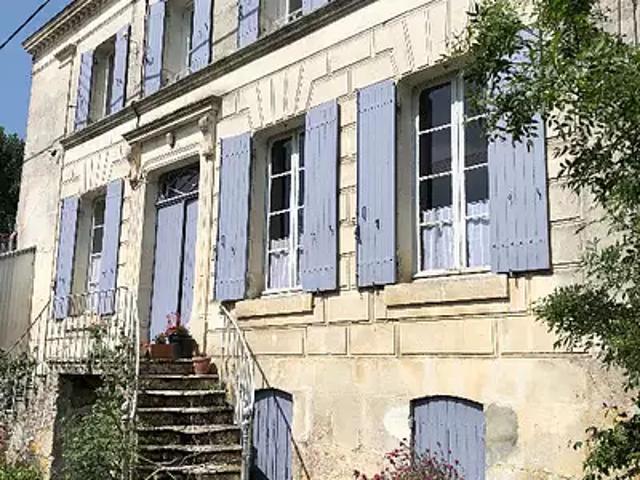 Maison vente à Saint-Jean-d'Angély, Saint-savinien