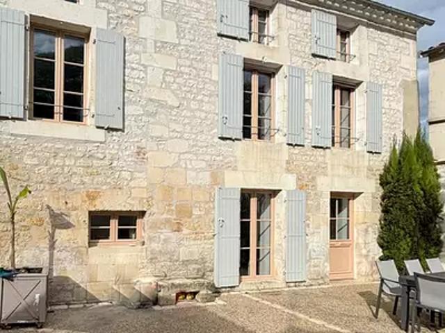 Maison vente à Saint-Jean-d'Angély, Saint-savinien