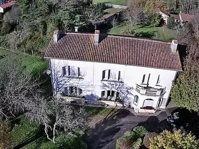 Maison vente à Saint-Jean-d'Angély, Saint-savinien