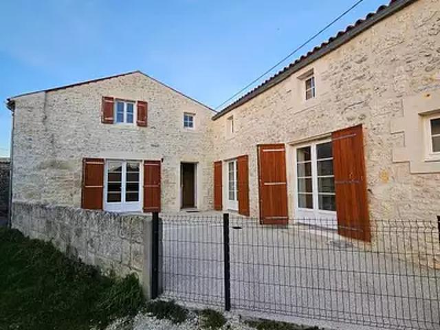 Maison location à Saint-Savinien