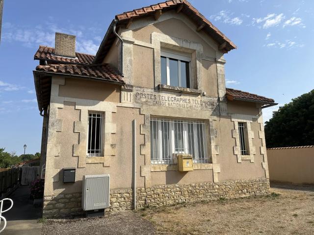 Maison vente à Montmorillon, Saint-secondin