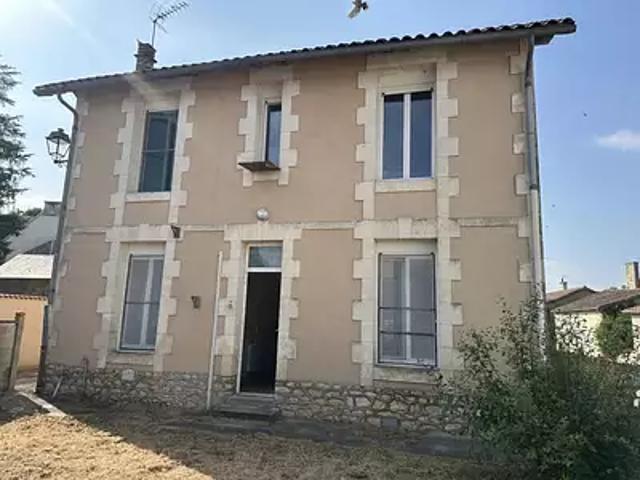 Maison vente à Montmorillon, Saint-secondin