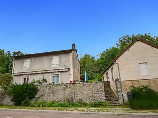 Maison vente à Crainchet, Saint-Sernin-du-Plain