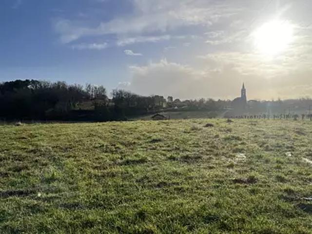 Terrain vente à France métropolitaine, Saint-seurin-de-bourg
