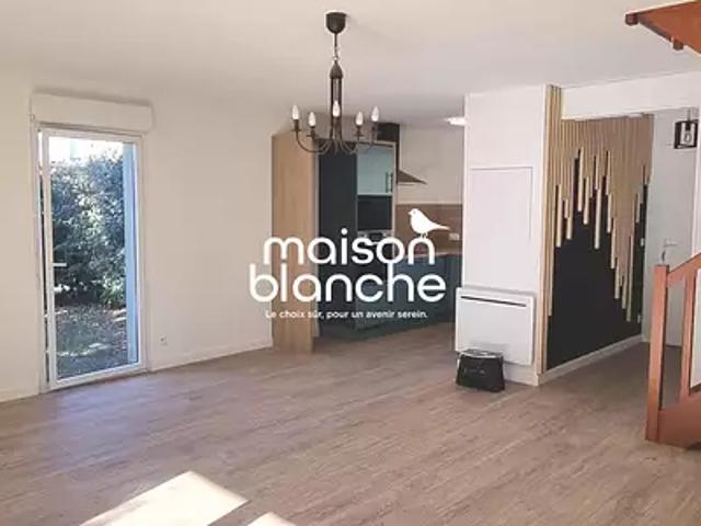 Maison location à Saint-Seurin-sur-l'Isle, Gironde