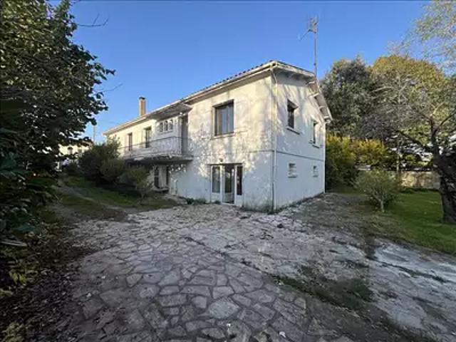 Maison location à Saintes, Saint-sever-de-saintonge