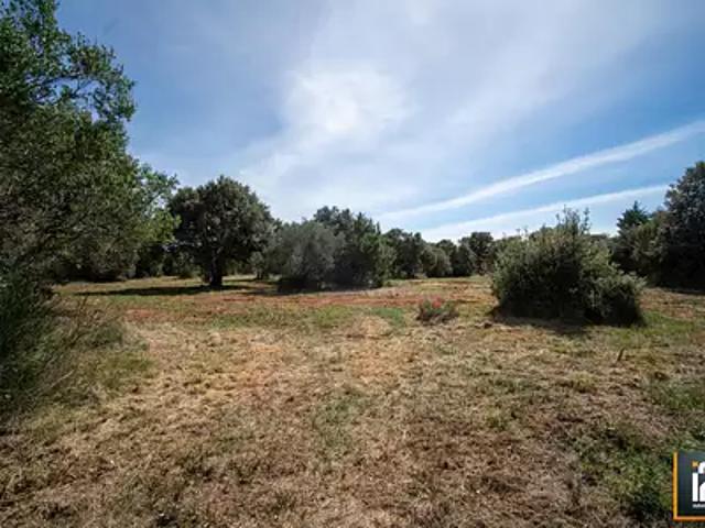 Terrain vente à Nîmes, Saint-siffret