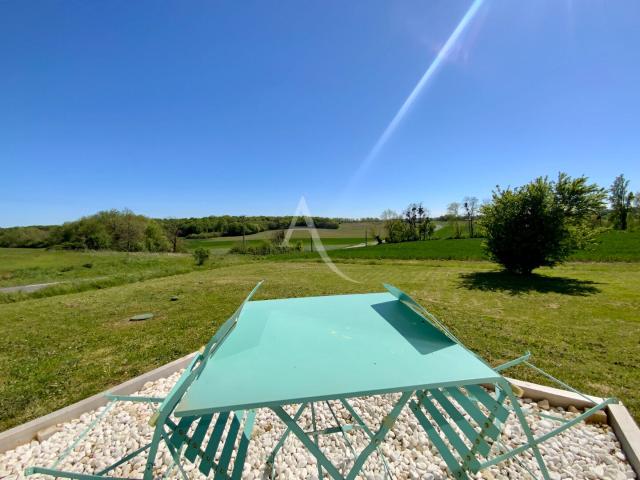 Maison vente à Jonzac, Saint-simon-de-bordes