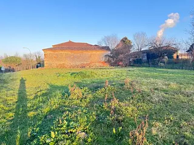 Terrain vente à France métropolitaine, Saint-sixte