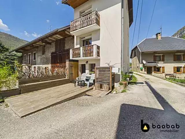 Maison vente à Chambéry, Saint-thibaud-de-couz