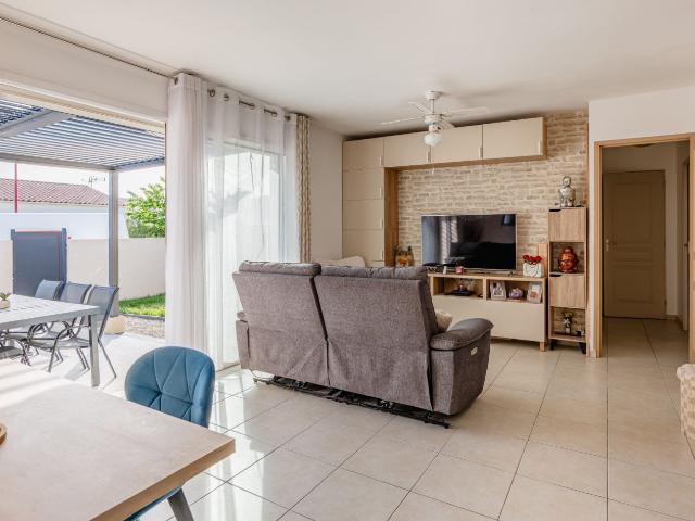 Maison vente à Béziers, Saint-thibéry