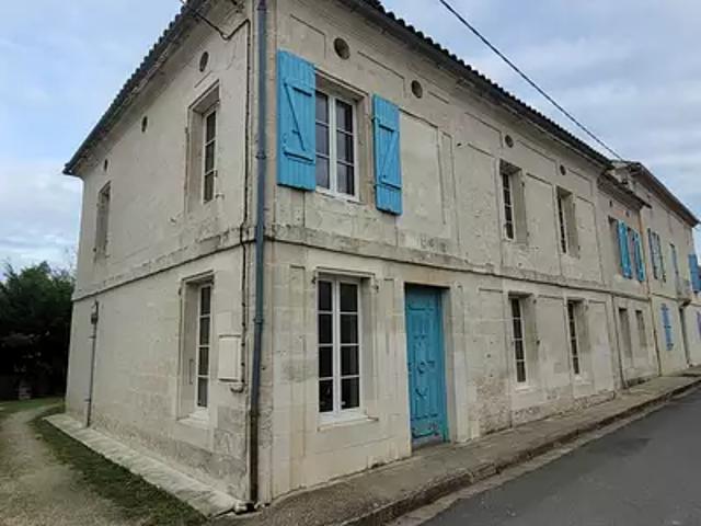 Maison vente à Jonzac, Saint-thomas-de-conac