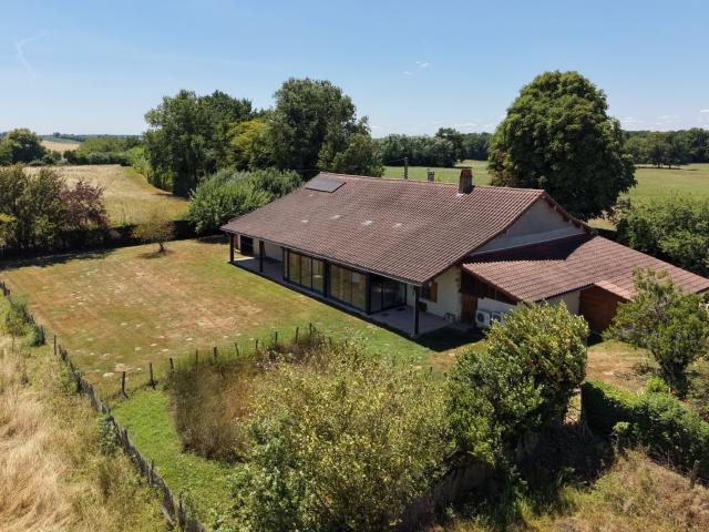Maison vente à Bourg-en-Bresse, Saint-trivier-de-courtes