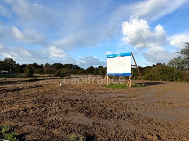 Terrain vente à Les Sables-d'Olonne, Saint-urbain