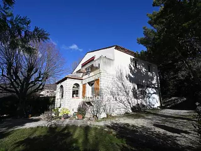 Appartement vente à Saint-Vallier-de-Thiey, Alpes-Maritimes