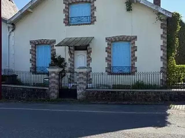 Maison vente à Rochechouart, Saint-victurnien