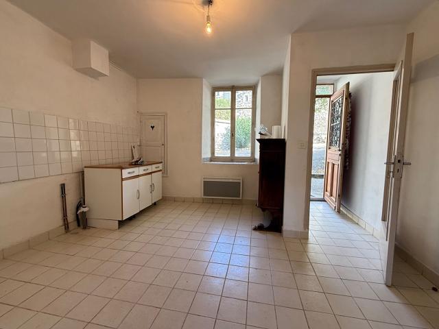 Maison vente à Privas, Saint-vincent-de-barrès
